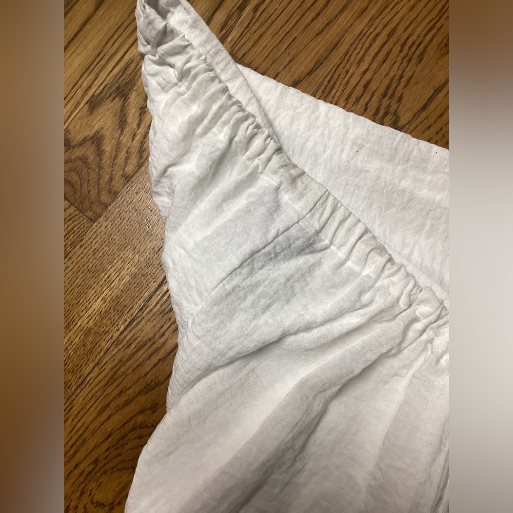 Habitat pull on Nautical white crinkle pants. Size Medium - Picture 2 of 7